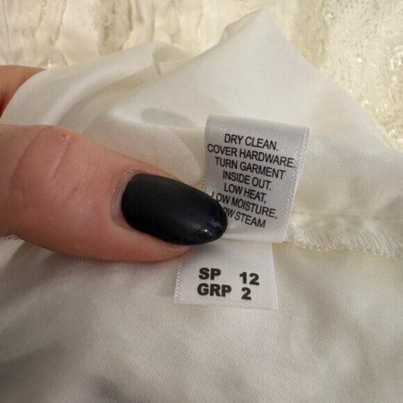 🌟 ST. JOHN COUTURE Blouse- Size 12 - Picture 5 of 11